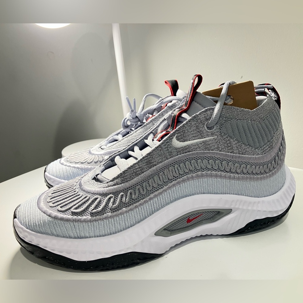 Nike Cosmic unity 3